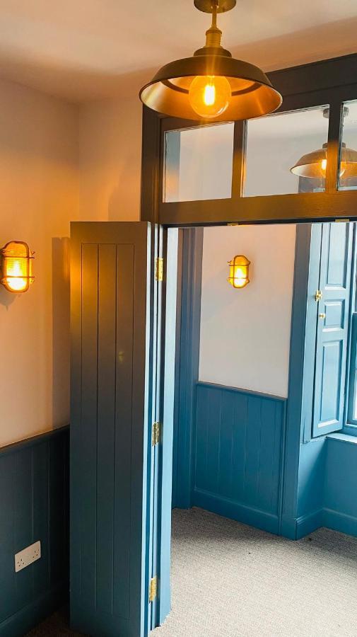 Custom House Hotel Bowling Exteriör bild